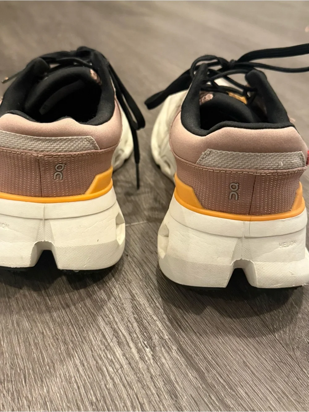 On Cloudrunner 2 in Pearl and Tangerine. Women’s Sz 8.